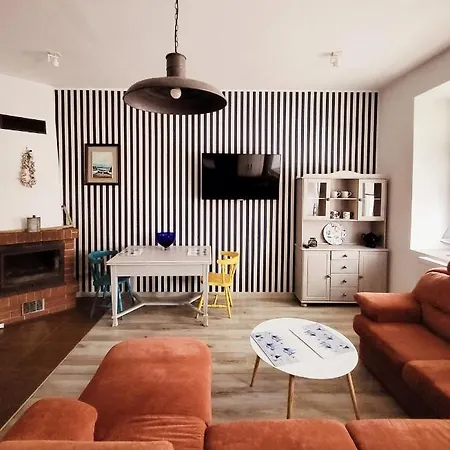 Nowy Rynek 10 아파트 *