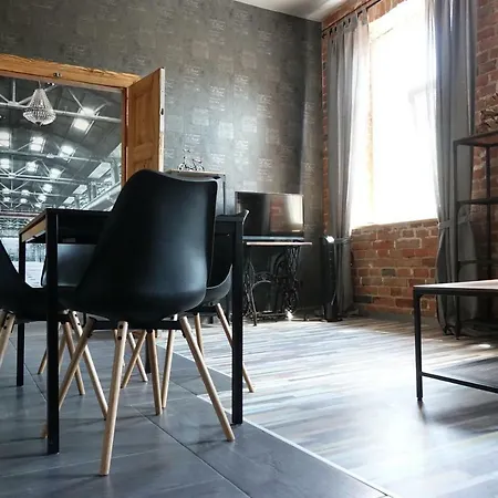 Nowy Rynek 10 Apartment *